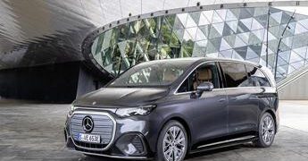 Mercedes-Benz VLE: nuovo allestimento AMG Line