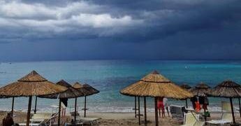 Meteo, cambia tutto: temporali e grandinate in arrivo, calo delle temperature dal 20 agosto