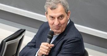 Milano, Mario Calabresi valuta candidatura a sindaco: “Mi piacerebbe fare la mia parte”