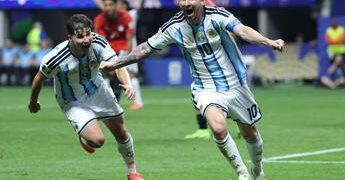 Mondiali 2026, stasera la finale: l’Italia sui social tifa Argentina, l’analisi Spin Factor