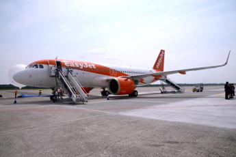 Nazionale italiana di Powerchair lasciata a terra a Fiumicino: “Massimo 5 carrozzine sull’aereo”