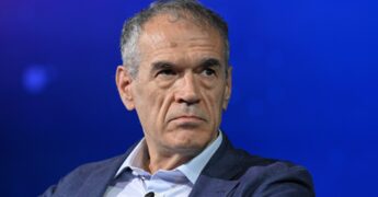 “Più debito? Per ora non serve”, Cottarelli invita a cautela su flessibilità concessa da Bruxelles