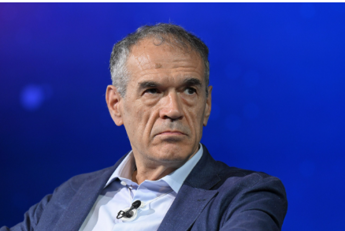 “Più debito? Per ora non serve”, Cottarelli invita a cautela su flessibilità concessa da Bruxelles