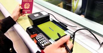 Poste, oltre 256 mila richieste gestite per rilascio passaporti