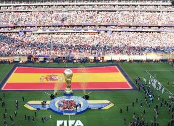 Rodri alza la coppa, Argentina si volta di spalle. In Spagna: “È una vergogna”