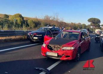 Roma, ladri in fuga da Monterotondo, fermati dopo inseguimento sulla Colombo