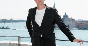 Sir Wayne McGregor confermato direttore artistico della Biennale Danza