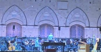 Standing ovation a Siena: il Concerto per l’Italia conquista Piazza del Campo