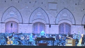 Standing ovation a Siena: il Concerto per l’Italia conquista Piazza del Campo