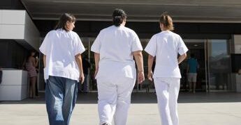 Sumai Assoprof, ‘bene Fi su stop incompatibilità, serve riforma che aumenti prestazioni rispettando medici’