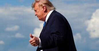 Trump ha deciso, nuovo attacco Usa contro Iran: “Teheran deve arrendersi”