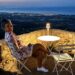 Turismo, da Parma alla Calabria per amore dello Ionio: la storia dell’host Monica