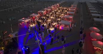 Una notte nel segno della meraviglia: Stefano Ricci firma ‘A Symphony in the Sky’