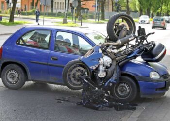 Dopo un incidente in moto, il risarcimento si gioca sui dettagli che molti ignorano
