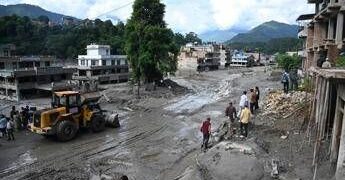 Alluvione in Nepal, sale a 469 il bilancio dei morti: oltre 1.400 dispersi