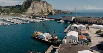 America’s Cup, a Nisida arrivano gli AC40 di GB1 e La Roche-Posay Racing Team