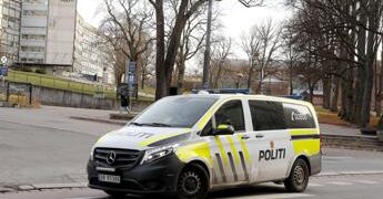 Arrestato 16enne in Norvegia: “Preparava attentato in una scuola materna”