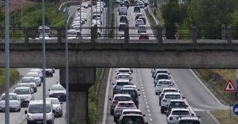 Bollo auto, Ue valuterà esenzione: “Fondi Pnrr basati sui risultati”