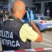 Brescia, accoltellata dall’ex marito davanti al figlio fuori da un centro commerciale