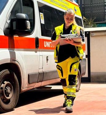 Caldo, il bilancio di Ares Lazio: “+25% di chiamate al 118 nei primi 15 giorni di agosto rispetto al 2025”