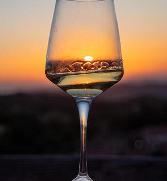Calici di Stelle Val d’Orcia, alla scoperta del vino Orcia Doc, tra degustazioni e spettacoli