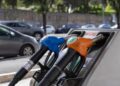 Carburanti, governo proroga sconto sulle accise fino al 5 settembre. Tensioni Fi-Lega su extraprofitti