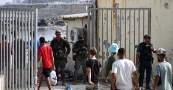 Ceuta, ancora 5mila migranti in città: “Emergenza non è finita”