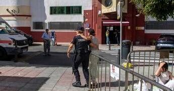 Ceuta, inviato Rai: “Fermati per ore, ci hanno sequestrato l’attrezzatura”
