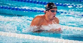 Chi è Nicolò Martinenghi, oro agli Europei di nuoto nei 100 rana