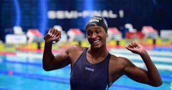 Chi è Sara Curtis, la campionessa europea e primatista mondiale dei 50 dorso