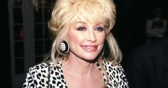 E’ morta Dolly Parton, la regina della musica country aveva 80 anni