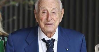 È morto Fulvio Lucisano, addio al re dei produttori cinematografici: aveva 98 anni