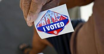 Elezioni Usa, Corte Suprema sblocca la stretta sul voto per posta voluta da Trump