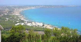 Formentera, italiano muore mentre nuota sulla spiaggia di Llevant