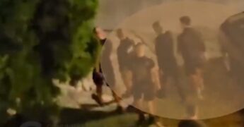 Giovane aggredito da naziskin a Sofia: “Abbiamo avuto paura, non sapevamo cosa potesse succedere”