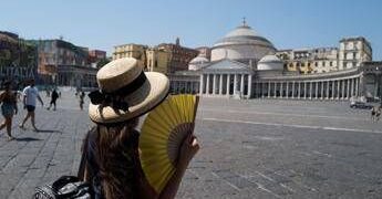 Gran caldo non molla l’Italia, anche oggi 19 città in allerta