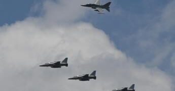 Grecia, drone turco nei pressi di un aeroporto: decollano F-16