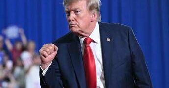 Il marchio di Trump alla conquista del mondo, dal Golfo d’America allo Stretto di Hormuz