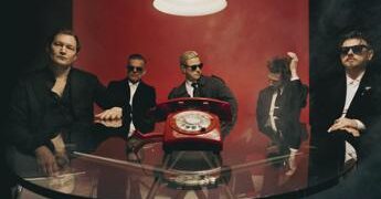 Interpol: “Siamo ancora attratti dalle zone più oscure”
