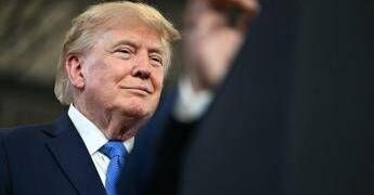 Iran, Trump: “Presto dichiarerò Hormuz territorio Usa”