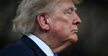 Iran, Trump e i rischi di una guerra senza fine: il tycoon ancora alla prova
