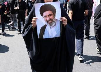 Iran, media: “Mojtaba Khamenei in condizioni critiche, potrebbe essere in punto di morte”