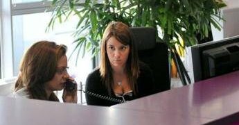 Lavoro, restare in Italia o andare all’estero? Ecco bussola per orientarsi tra sistemi retributivi Ue