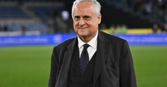 Lazio, Lotito scrive ai tifosi: “La nostra fede attraversa le generazioni”