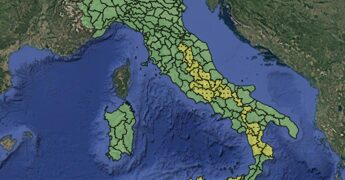Maltempo, allerta meteo gialla per temporali domani 5 agosto: a rischio 8 regioni