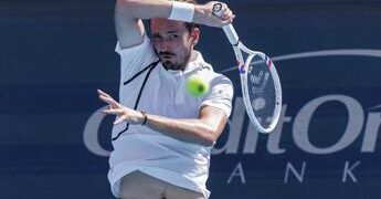 Medvedev eliminato a sorpresa a Winston-Salem: “Forse dovrei lasciare il tennis…”