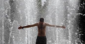 Meteo, in arrivo la quinta ondata di caldo del 2026: “Fiammata africana breve ma intensa, attenzione ai temporali violenti”