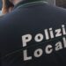 Milano, agenti polizia locale: commissaria ai domiciliari, restano in carcere gli altri 4