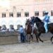 Palio di Siena, la Contrada dell’Onda vince la prima prova