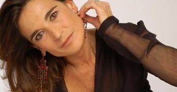 Premio Eccellenza Euro Mediterraneo a Lina Sastri, talento italiano oltre i confini